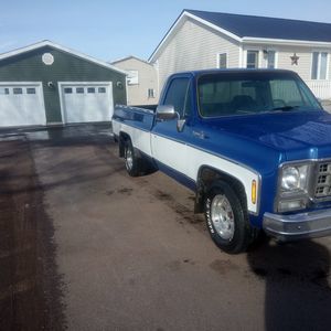 Meet your Posher, Winston